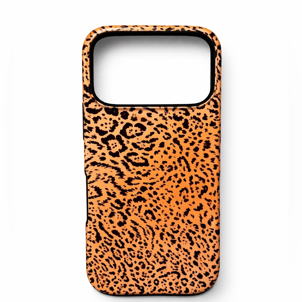 Casely iPhone 17 Pro Case Black Bumper Matte Finish MagSafe Slim Protective